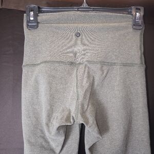 Lululemon Wunder Under Crop‎ Leggings Sz 2 Army Green Heathered Luon Yoga Pants
